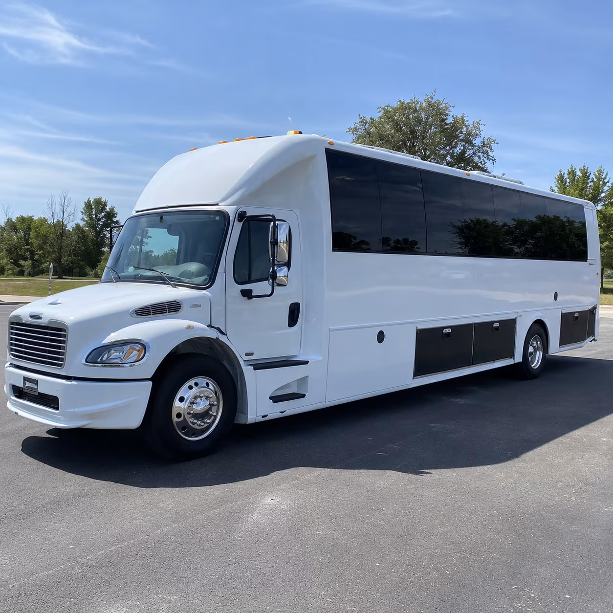 evesham 40 passenger party bus