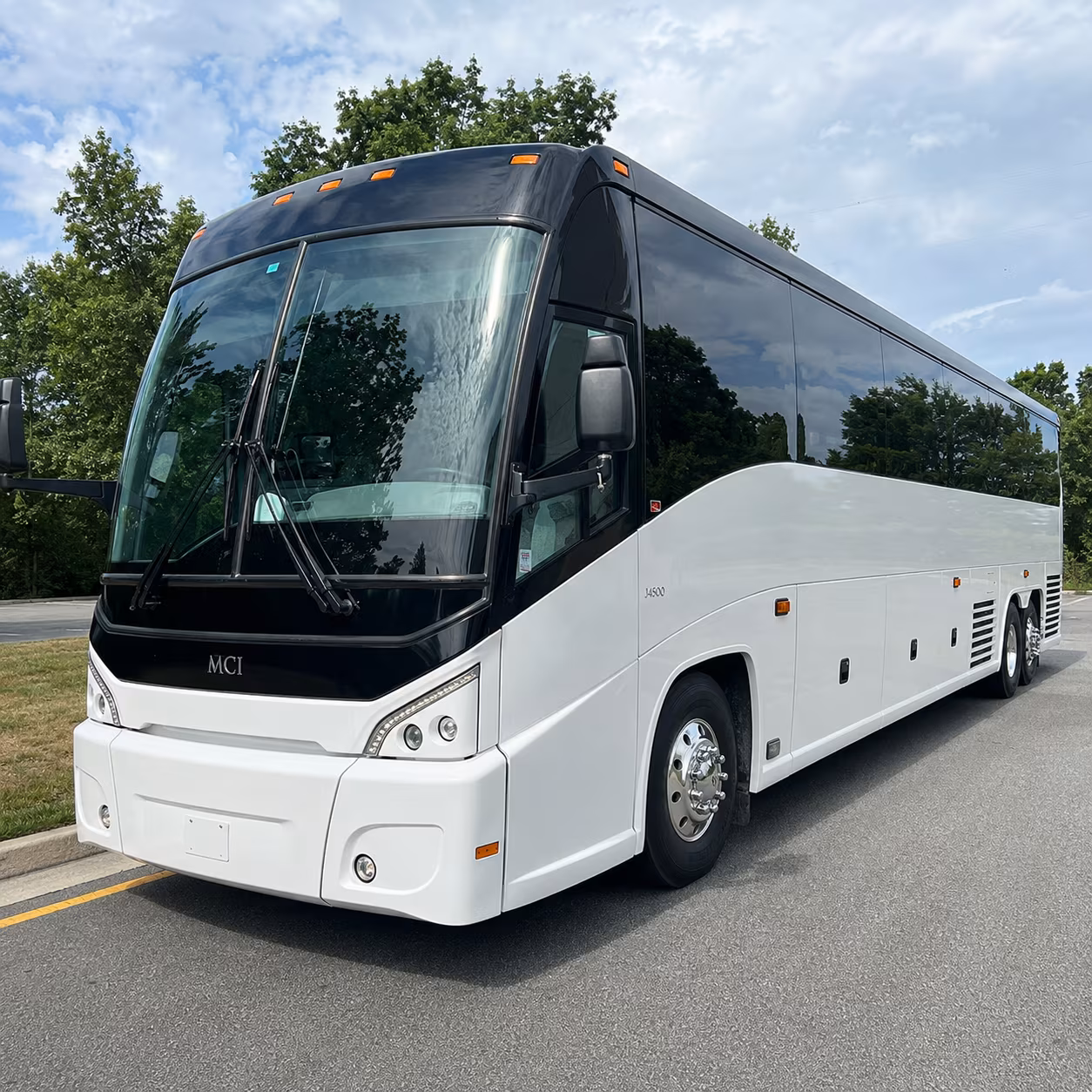for airport transfers to phl and regional airports a charter bus keeps every traveler together