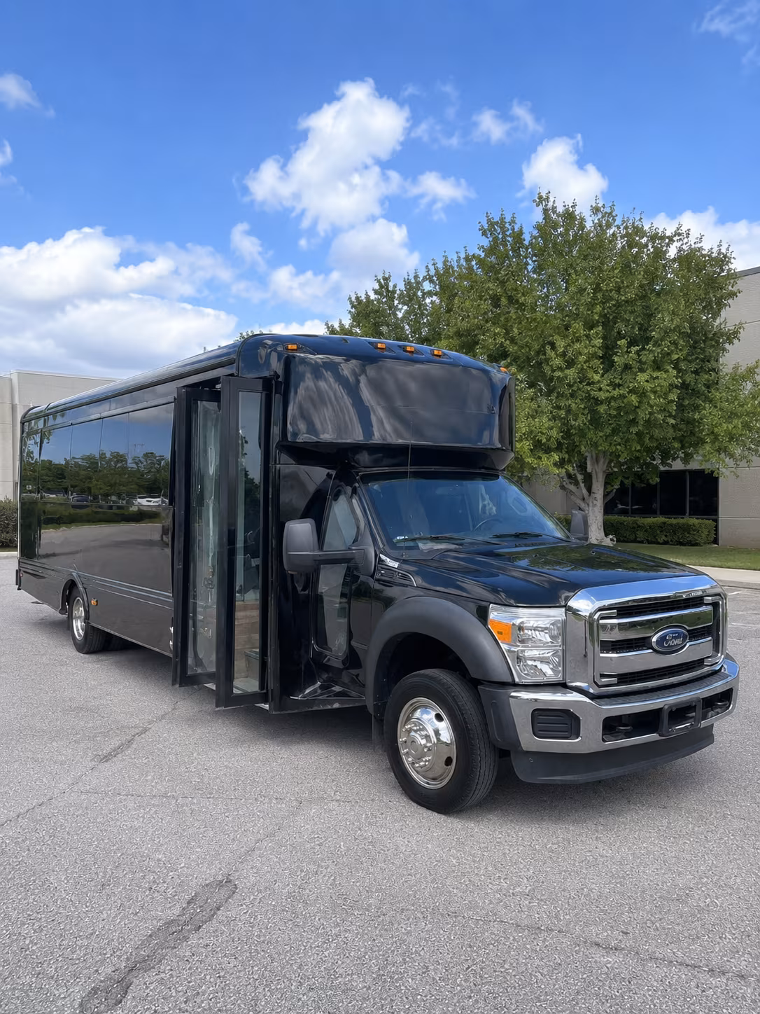 lower merion ride to the dance in style with lower merion prom bus rentals